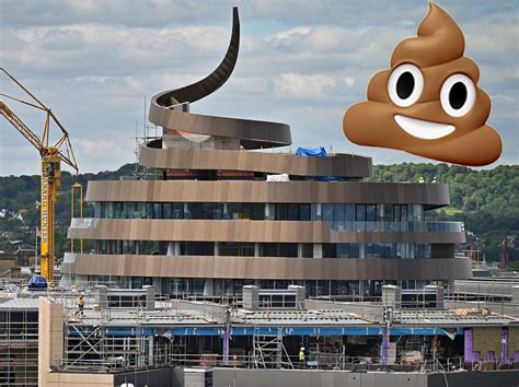 Poop Building 的图像结果