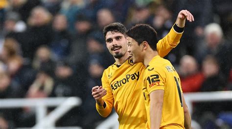 Image result for Wolves vs Nottingham Forest