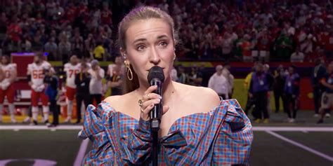 Inside Leeza Gibbons' Fourth Marriage with a Man 13 Years Younger ...