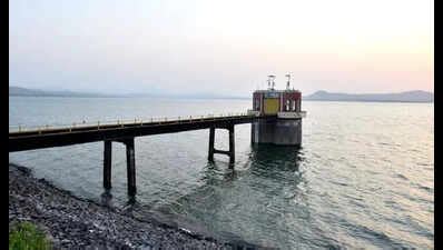 Water level in major, medium dams in district drops to 37%, higher than ...