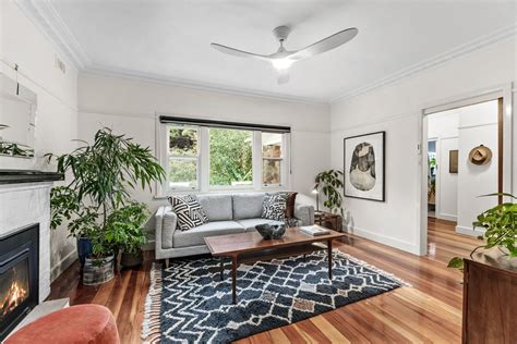 Sold 6 Willow Street, Preston VIC 3072 on 15 Apr 2023 - 2018436802 | Domain