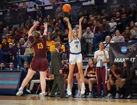 GVSU women’s basketball reaches Division II Final Four with win over ...