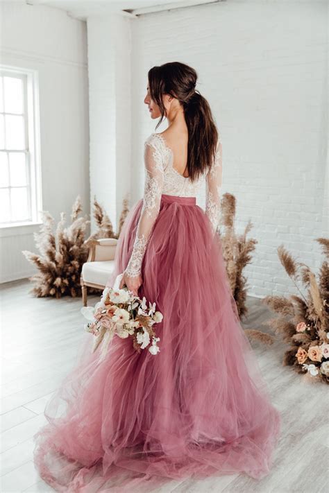 Pretty in Pink: Our Favorite Blush Wedding Dresses - Green Wedding Shoes