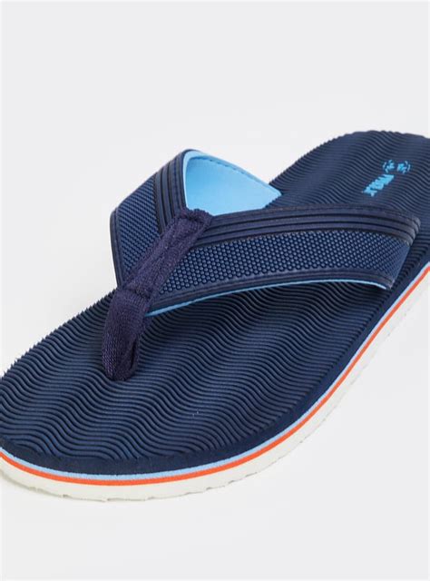 Buy Men Textured V-Strap Slippers Online at just Rs. 299.0 ...