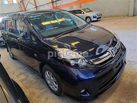 Toyota Isis7 Seater in Mombasa | PigiaMe