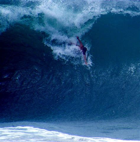 Big Surf At The Wedge by beachzz