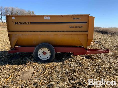 Knight 3030 Feed Wagon | Agriculture | BigIron