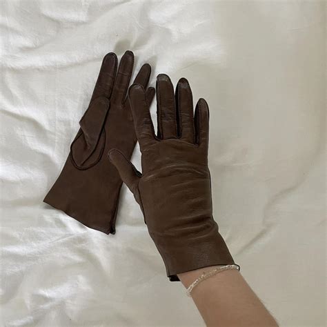 Vintage brown leather gloves - look handmade - Depop