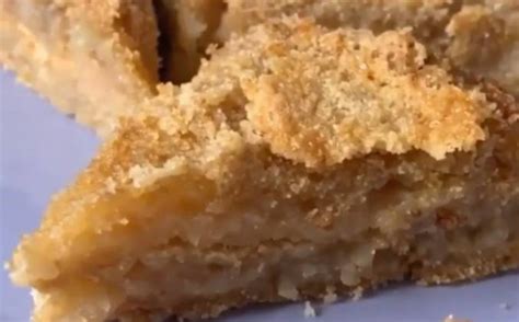 Насыпной яблочный пирог Три Стакана с манкой рецепт с фото пошагово