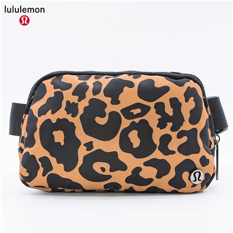 Buy Lululemon Athletica Unisex One-Size Everywhere Belt Bag Model 1L ...