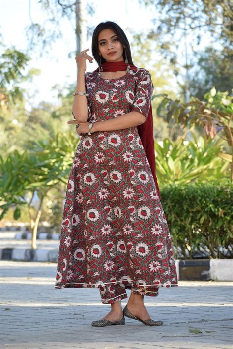 Maroon Floral Suit Set – Label Krisha