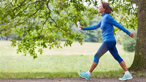 走路是最简单的瘦小腹运动！间歇式健走比普通走路更有效 – 美豆芽健康饮食养生网