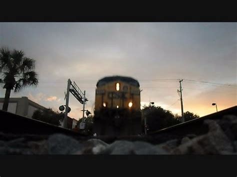 Train Runs Over Camera Fast CSX 的图像结果