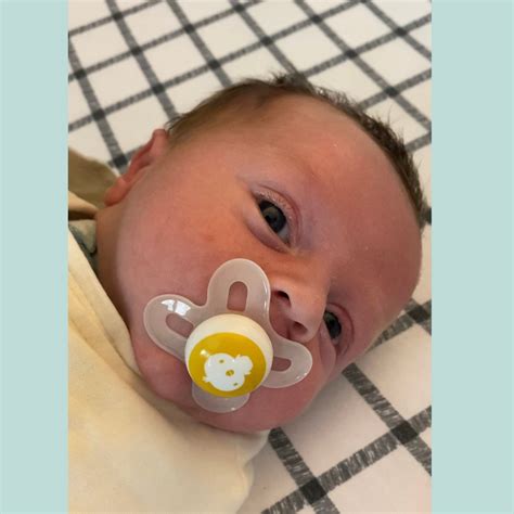Introducing a Pacifier to Your Baby - Well Rested Wee Ones