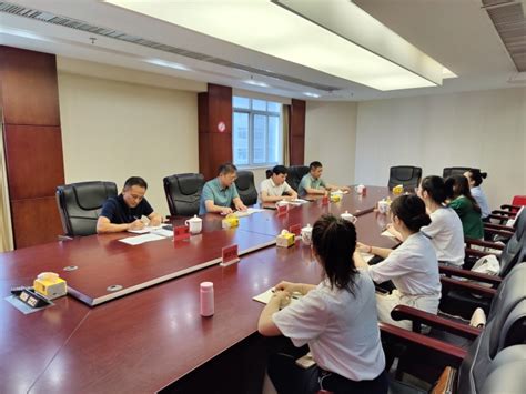 岳阳职院喜迎新生入学，提供“一站式”入学服务-三湘都市报