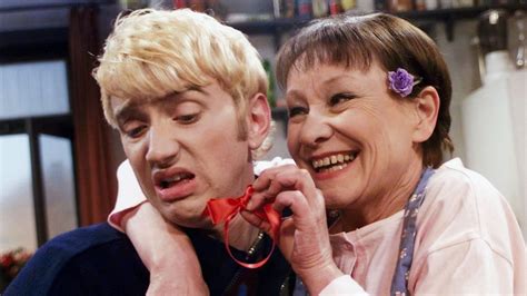 School of Champions (Staffel 2, Folge 1) - Play SRF