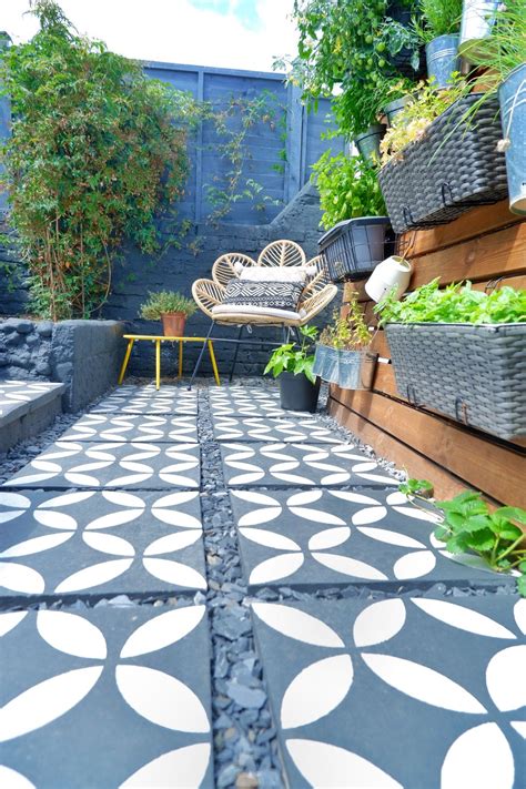 Enjoy The Benefits Of A Concrete Patio Slab - Patio Designs
