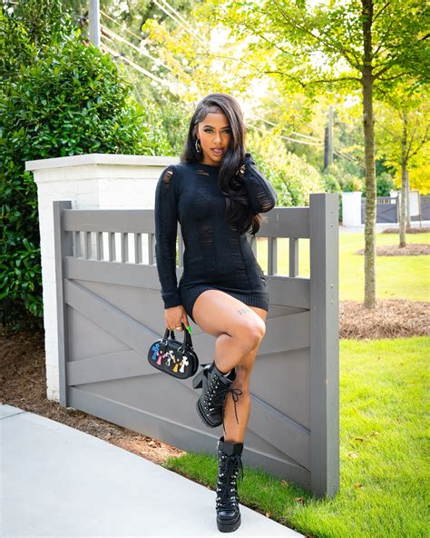 @tylarmckenzie | Steady increasing these commas 🫶🏾 Photographed by @armanincole | Instagram