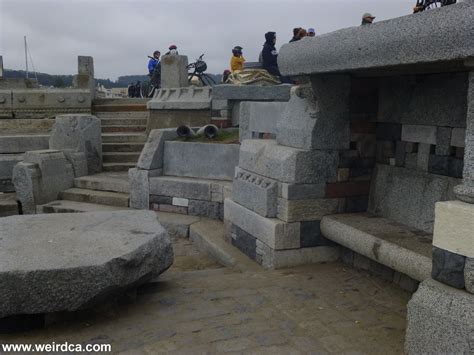 Wave Organ - Weird California