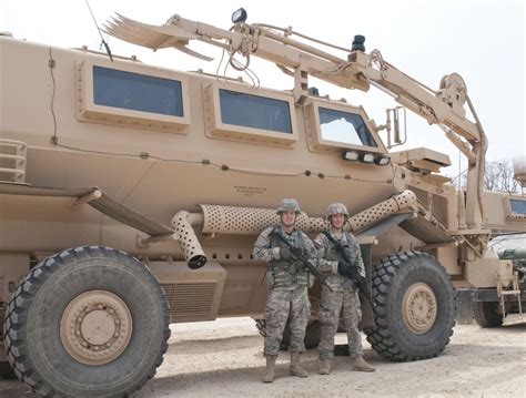 Buffalo team values teamwork while in search of IEDs | Article | The ...