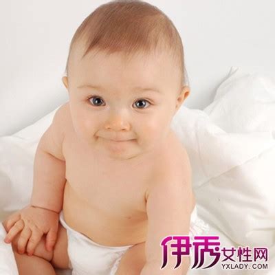 【正常婴儿的肚子图片】【图】正常婴儿的肚子图片大全 新生儿的肚子大正常吗？_伊秀亲子|yxlady.com
