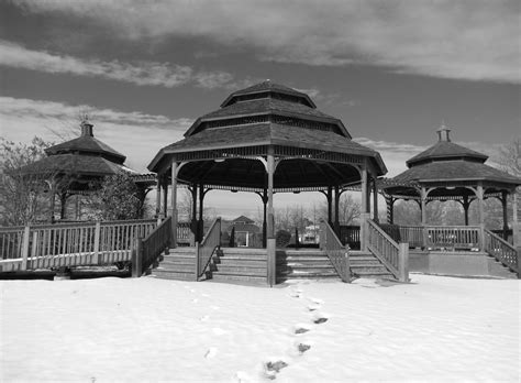 Huddy Park Gazebos: Toms River, NJ