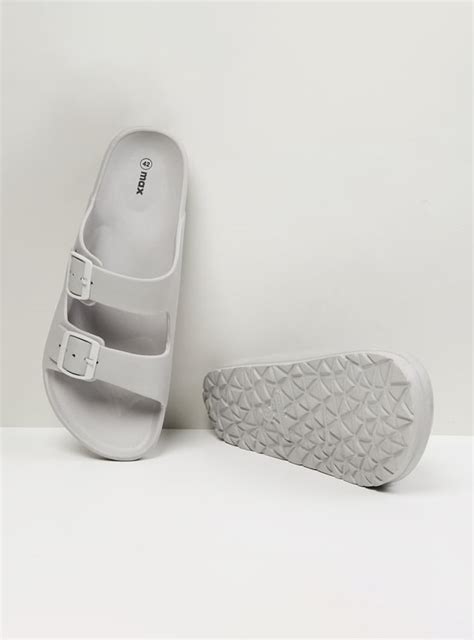 Buy MAX Men Solid Slip-On Sliders Online at just Rs. 399.0 ...