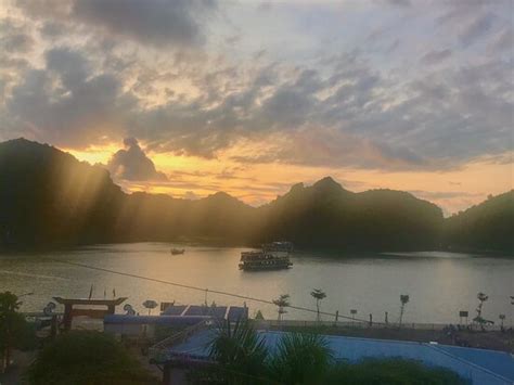 ALIBABA'S HOTEL (Cat Ba Town) - Hotel Reviews, Photos, Rate Comparison ...