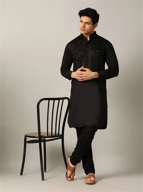 Buy Black Silk Blend Solid Pathani Kurta – The Kurta Company
