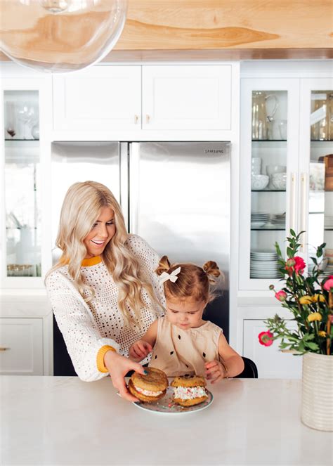 Easiest Ice Cream Sandwich Hack with Yasso | Salty Lashes