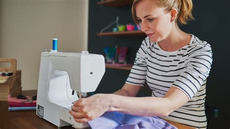 How to Set Up Sewing Machine 的图像结果