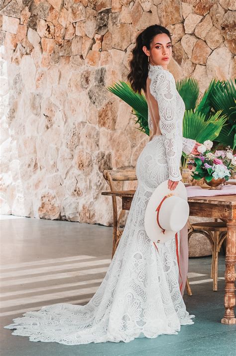 Willowby by Watters Orianna High Neck Open Back Lace Wedding Gown New Wedding Dress Save 49% ...