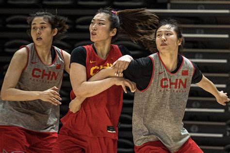 中国女篮世界杯参赛名单公布，四川远达美乐韩旭、李梦入选_腾讯新闻
