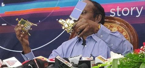 Chandrayaan 2 Lander 'Vikram' Separates Successfully From Orbiter, Says ...