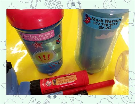 School Stationery Manufacturer Label 的图像结果