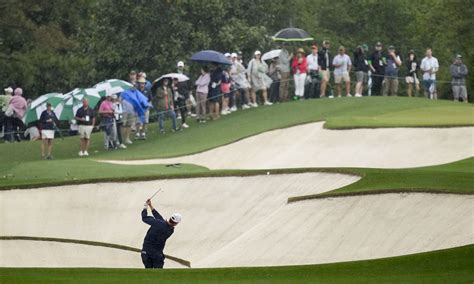 Bernhard Langer Masters farewell gifts include custom golf bag, new Mercedes