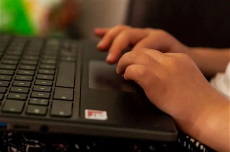 Image result for Disable Trackpad While Using Mouse