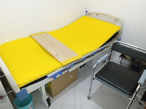 Hospital Bed Bacoor - Philippines Buy and Sell Marketplace - PinoyDeal