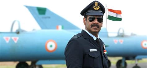 Ajay Devgns Dapper Look As IAF Pilot For Bhuj: The Pride Of India ...