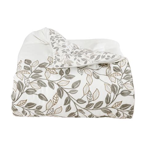 Royal Court Laurel 4pc. Comforter Set | Belk