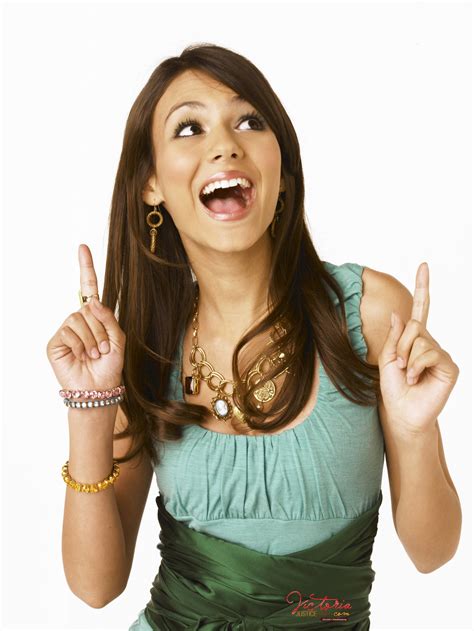 Victoria Justice FST Zoey 101 Season 4 promoshoot 9.21/10