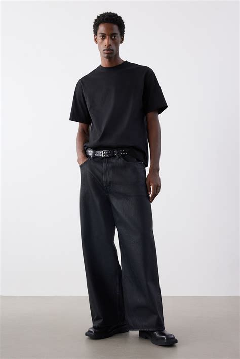 Loose Fit T-shirt - Black - Men | H&M IN