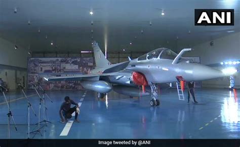 तस्वीरों में देखें : राफेल की IAF में एंट्री, भारतीय वायुसेना की शान ...