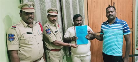 గన్‌తో కాదు పెన్నుతో రౌడీషీటర్లకు దడపుట్టిస్తున్న రామగుండం సీపీ ...