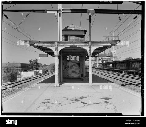 Platform and former freight elevator at North Philadelphia station in ...