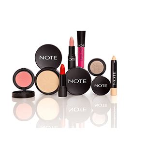 Note Italy Mattemoist Lip Gloss 410, Red, 6ml : Amazon.in: Beauty