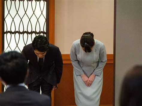 Japan's Princess Mako has given up her royal status to marry her ...