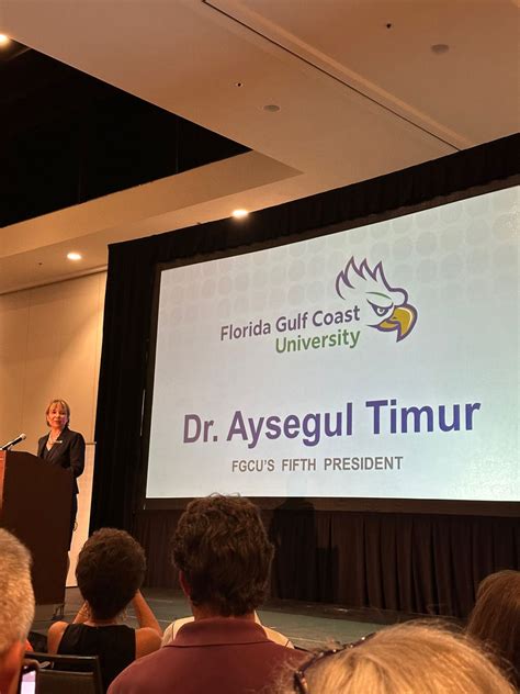 #swfl #fgcu #suncoastcreditunion #commercialbanking | Tiffany Allard