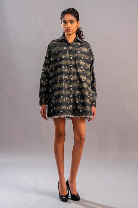 Pooja Shroff | Designer Sarees, Gowns, Lehengas | Aza Fashions