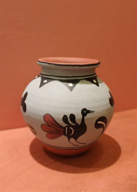 Get Terracotta Vase Grey Bird at ₹ 425 | LBB Shop